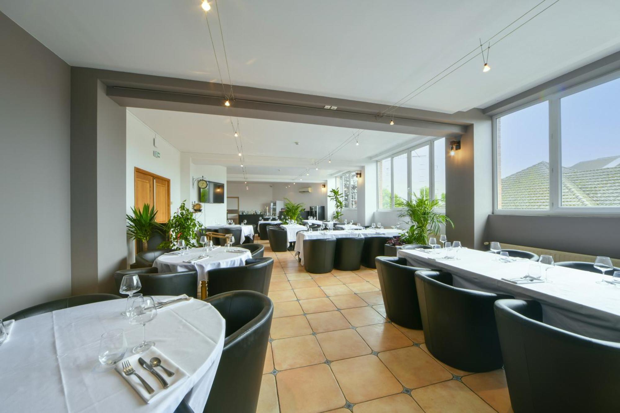 Hotel Enjoy Garden Vierzon Exterior foto