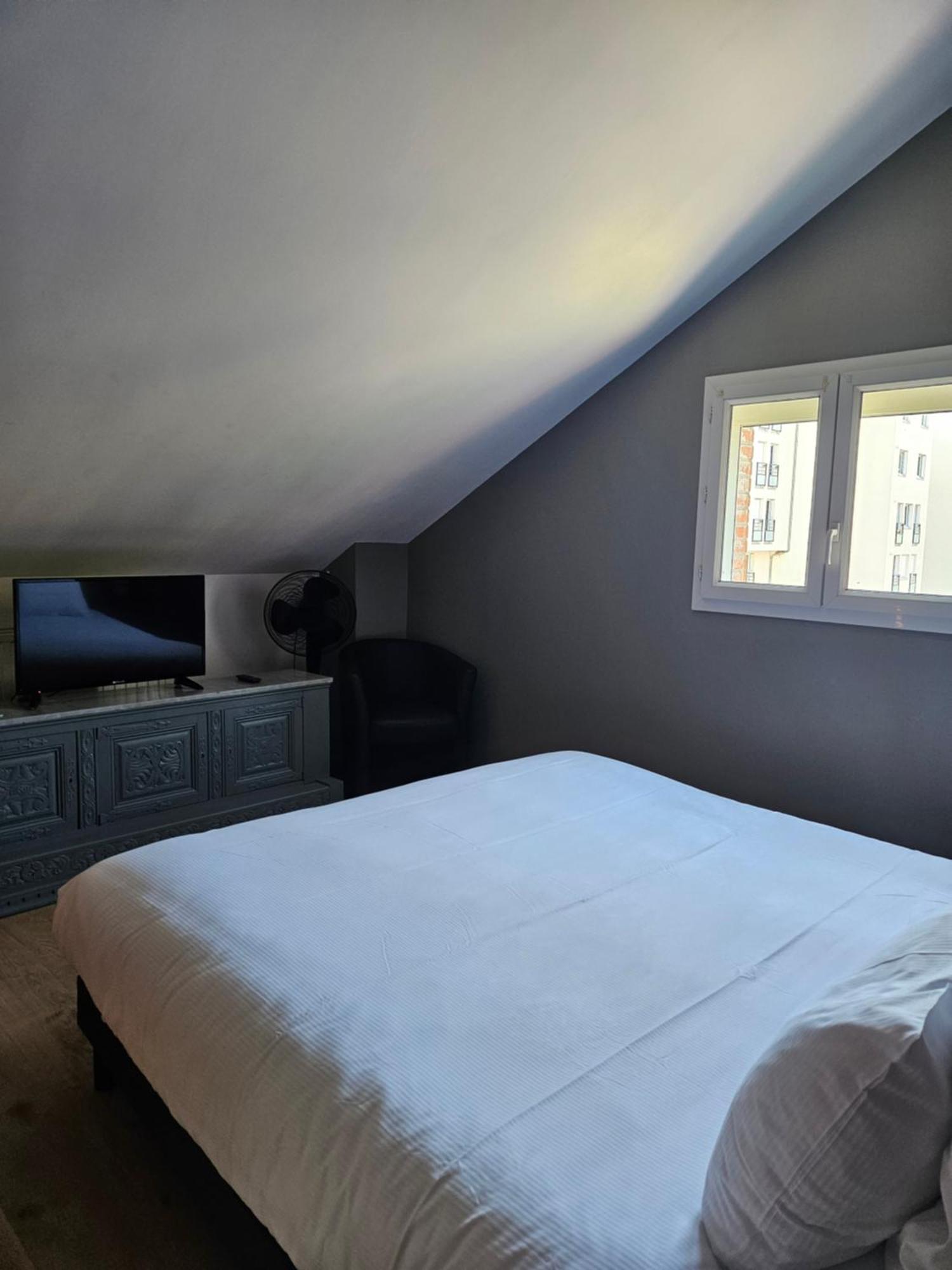 Hotel Enjoy Garden Vierzon Exterior foto